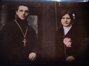 Отец Александр с супругой. 1915.<br>
Ист.: orthodoxmoscow.ru