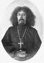Священник Феодор Купрессов. Ист.: https://yadi.sk/a/MzjShQ7d3VTAc7