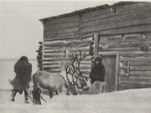 Больница в Туруханске, где в 1924-м трудился ссыльный архиепископ-хирург Лука (Войно-Ясенецкий). 1920-е. Фото: Ю. Л. Шевченко.<br>Ист.: Три ссылки святителя Луки Крымского, архиерея и хирурга ...