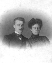 Николай Кандауров с женой Еленой. 1907 (?).<br>Ист.: fond.ru