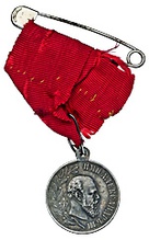 Медаль в память царствования Императора Александра III, принадлежавшая священнику С. Д. Поспелову.<br>Ист.: Лот из знака ордена, медали, четырех знаков и документа ...