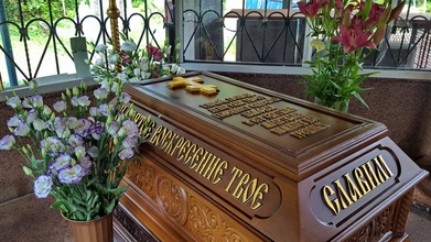 Надгробие над могилой владыки Памфила в часовне на Всесвятском кладбище