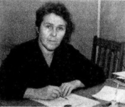 Елизавета Семеновна Обыдова в своем кабинете. 1940-е гг. <br>Ист.: За Христа пострадавшие : Гонения на Русскую Православную Церковь ... Кн. 12. С. 39