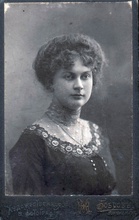 Лидия Часовникова, дочь. Бобров, 1913