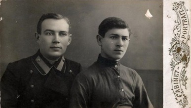 Павел Муромцев (слева). 1920-е.<br>Ист.: Астраханское духовенство