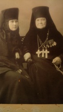 Дочь Ивана Львовича Брызгалова Татьяна (слева) с игуменией монастыря Тамарой
