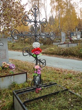 Могила отца Димитрия на Старом участке Нового кладбища поселка Верх-Нейвинского. Фото 2017 г. из архива Д. Е. Щербины

