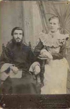 Михаил Степанович Ражкин с супругой. 1890-е <br>
Ист.: Житие