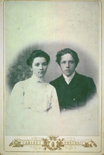 Фаддей Карпович Авдеев с супругой. Не ранее 1910 г.<br>Ист.: <i>Личный архив Дмитрия Викторовича Елфимова</i>