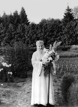 Архиепископ Гурий на природе. Чернигов, 1955