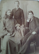 Братья Серебровские. Слева направо: отец Владимир, Дмитрий, Аполлон. 1897