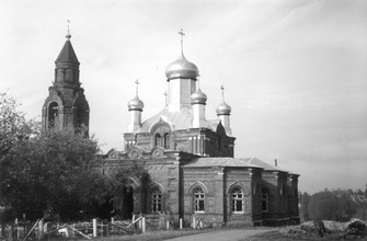 Введенский храм в селе Подлесная Слобода, место служения отца Николая.<br>Ист.: fond.ru