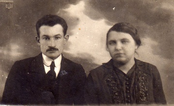 Анна Гумилевская и Алексей Степанович Добров (псаломщик, Христа ради юродивый)