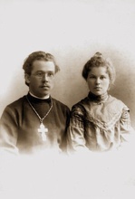 Отец Николай с супругой. 1910-е<br><i> Из семейного архива И. Тетюева</i>
