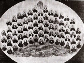 Протоиерей Алексей Иванович Софинский (нижний ряд, второй справа). 1870-е <br>
Ист.: Дел духовных свет...