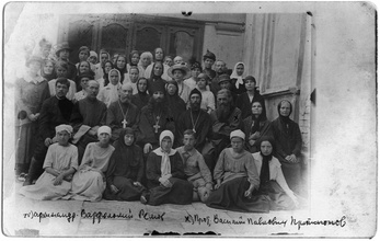 Архимандрит Варфоломей (Ремов) с духовенством и прихожанами