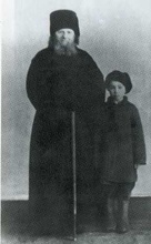 Епископ Иосиф и Сапаргали Кенжегарин. Кокчетав, 1954.<br>Ист.: Свет радости в мире печали ...