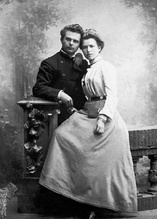 Петр Константинович и Анна Николаевна Твердовские. 1902
<br> Ист.: Мои предки Твердовские