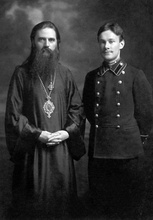 Епископ Токийский и Японский Сергий (Тихомиров) и Вячеслав Егоров. Токио, 1913