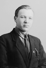 Леонид Петрович Вишнев, старший сын. Не позднее 1941 (Из семейного архива Л. Д. Вишнева)